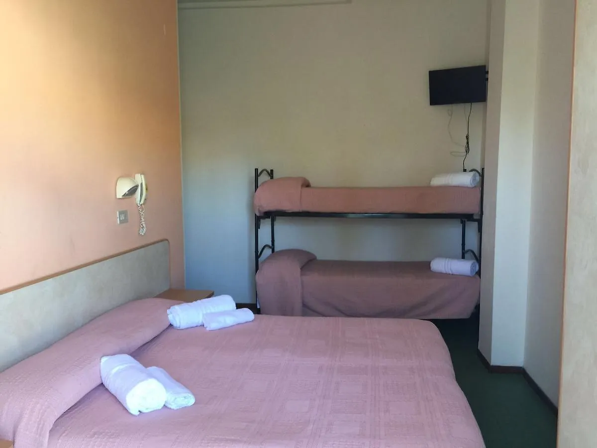 Hotel Bacco Rimini 2*,  Italia